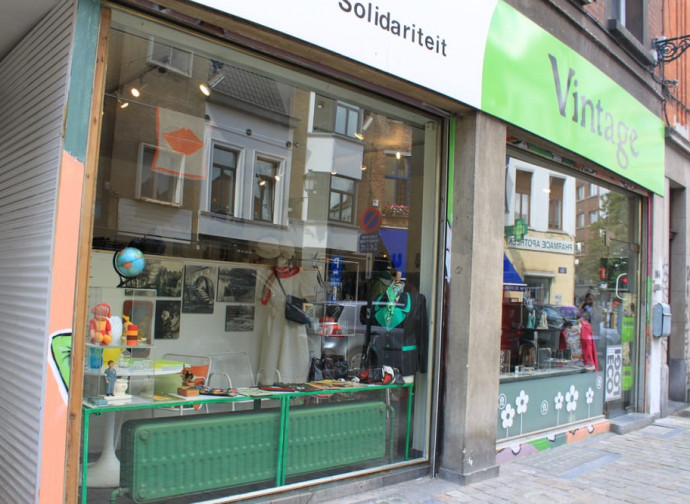 Un negozio di abiti vintage di Oxfam Un negozio di abiti vintage di Oxfam