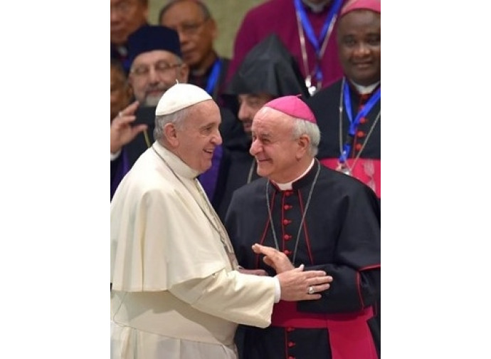 Papa Francesco con mons Paglia Papa Francesco con mons Paglia