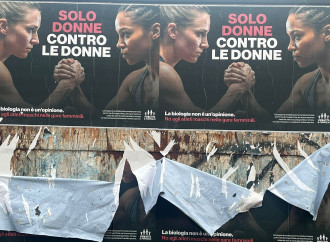 Strappati i manifesti di ProVita