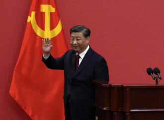 Potere assoluto a Xi Jinping, solo il Vaticano non se ne accorge