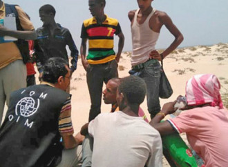 Decine di emigranti africani annegano nel Golfo di Aden